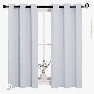 NICETOWN Room
Darkening Draperies
Panels (2) pale gray 34”x45”new open
